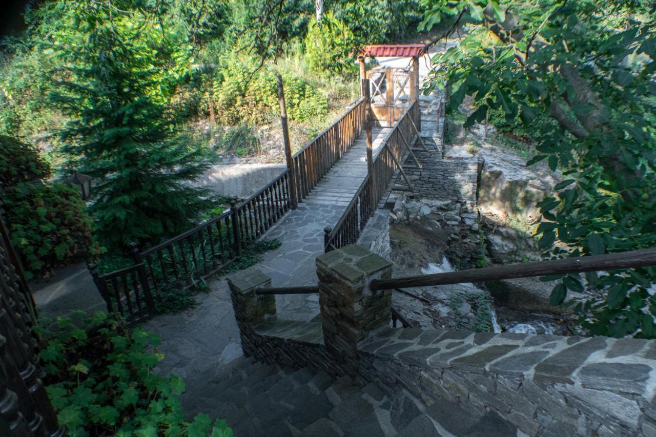Комплекс Водопада Hotel Khrabrino Exterior foto