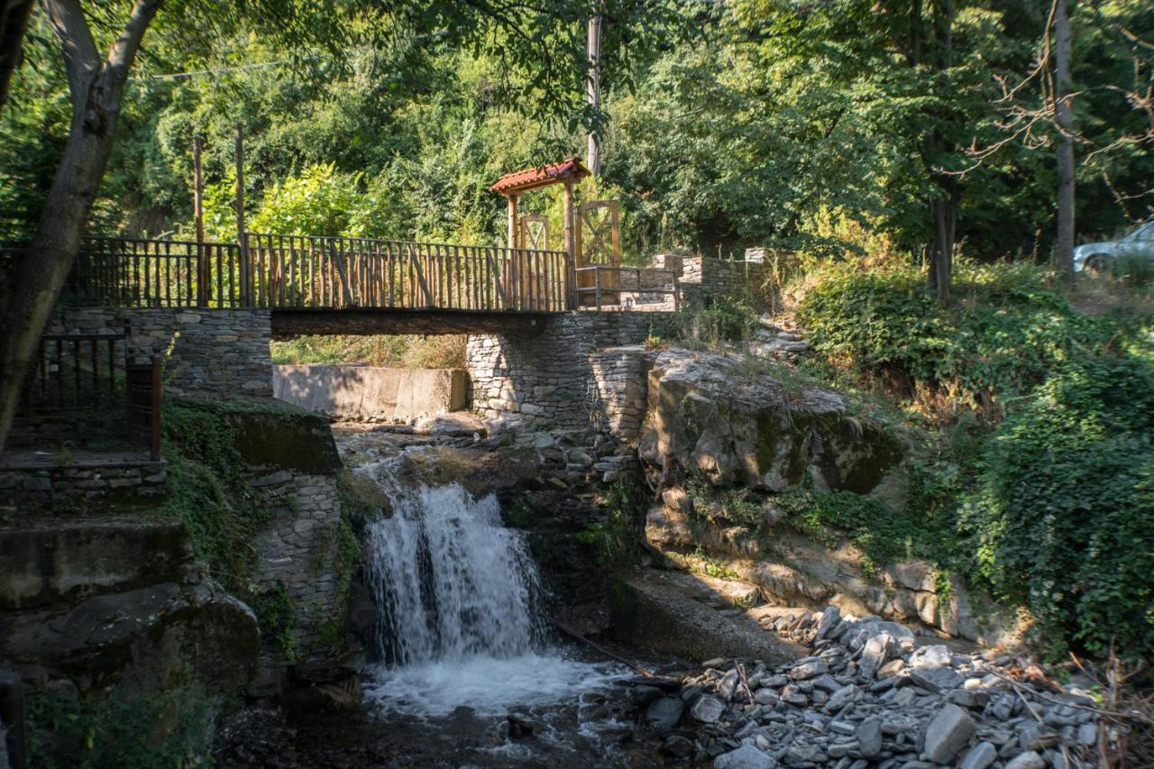 Комплекс Водопада Hotel Khrabrino Exterior foto