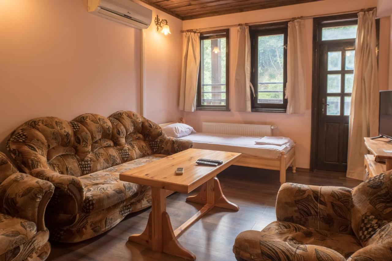Комплекс Водопада Hotel Khrabrino Cameră foto