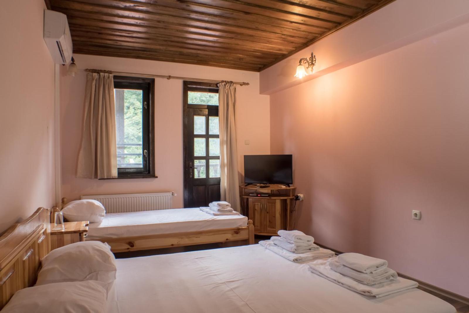 Комплекс Водопада Hotel Khrabrino Cameră foto
